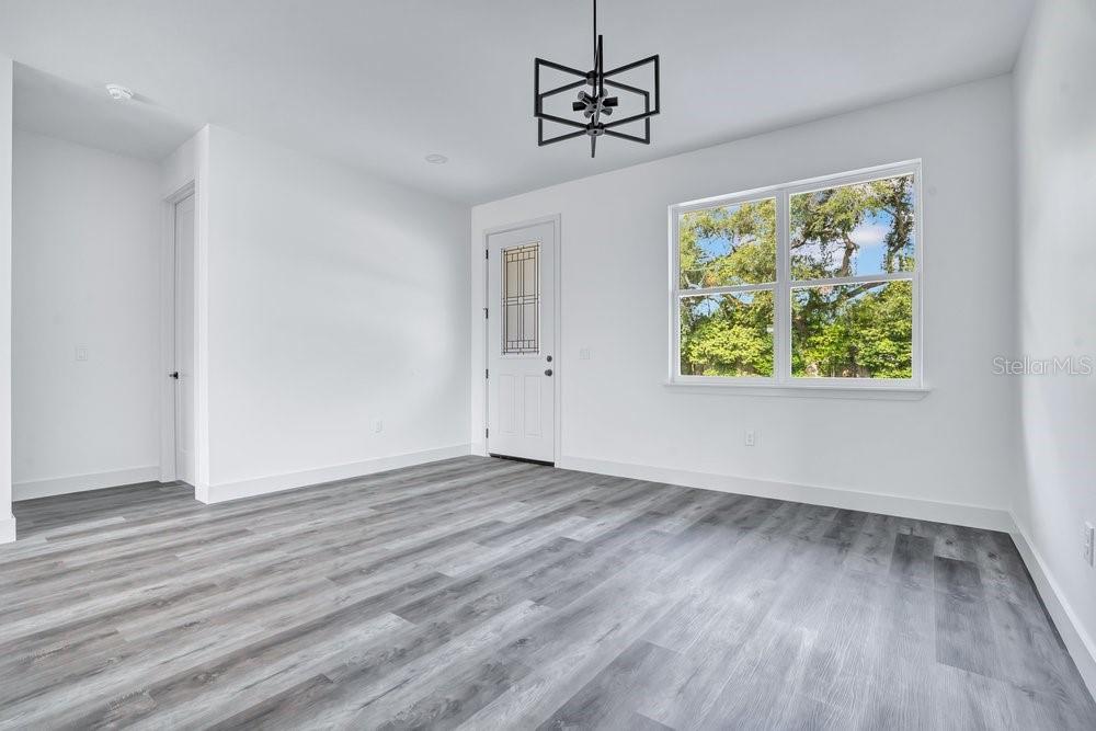 551 Dowling, Lady Lake, FL 32159