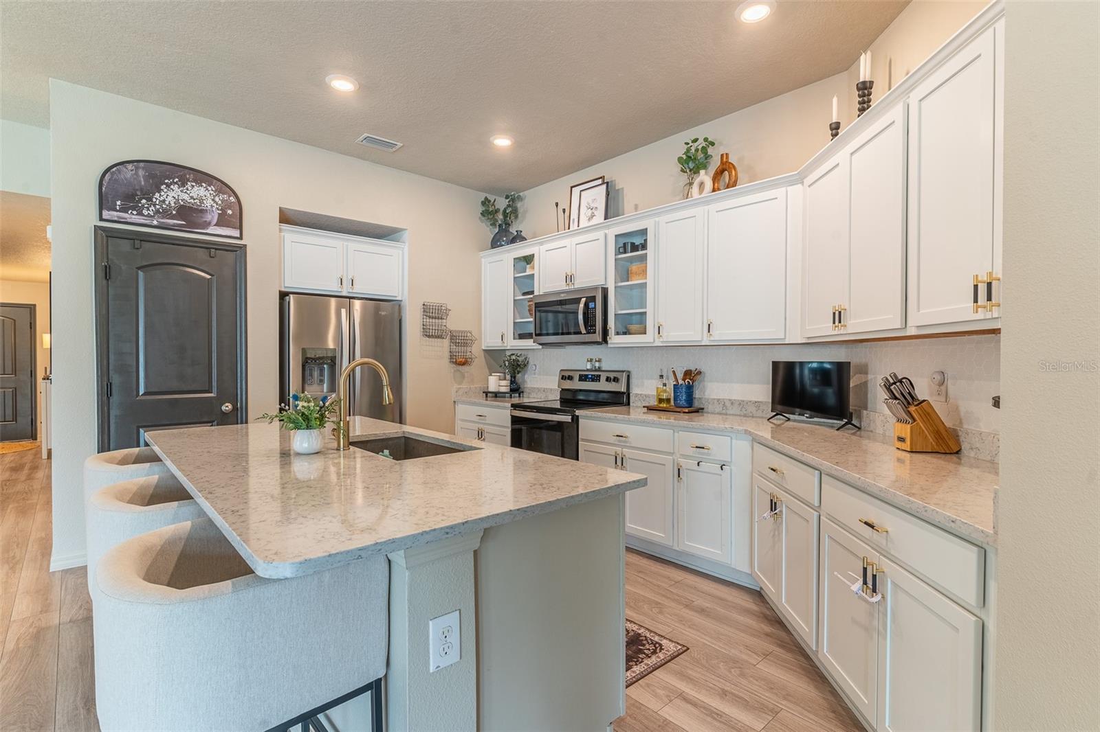615 Valri Park, Valrico, FL 33594