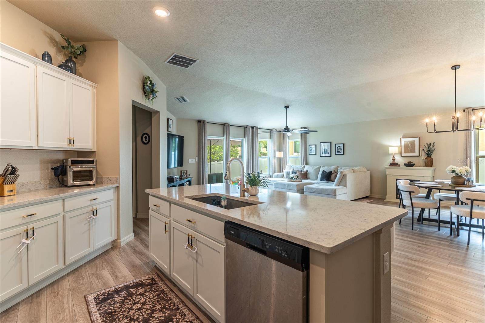 615 Valri Park, Valrico, FL 33594