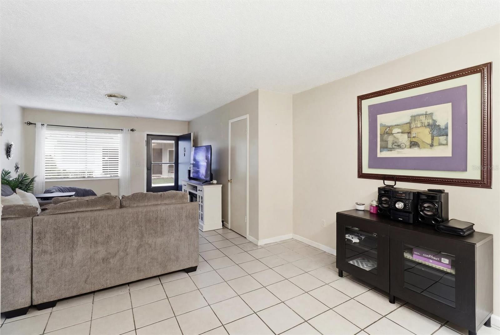931 W Oak Ridge Unit B, Orlando, FL 32809