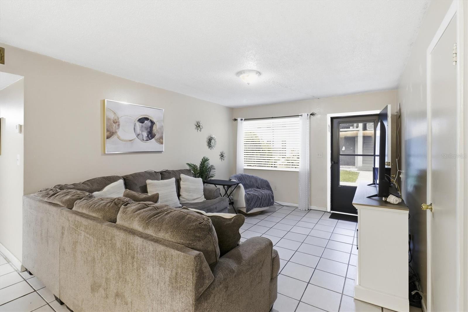 931 W Oak Ridge Unit B, Orlando, FL 32809