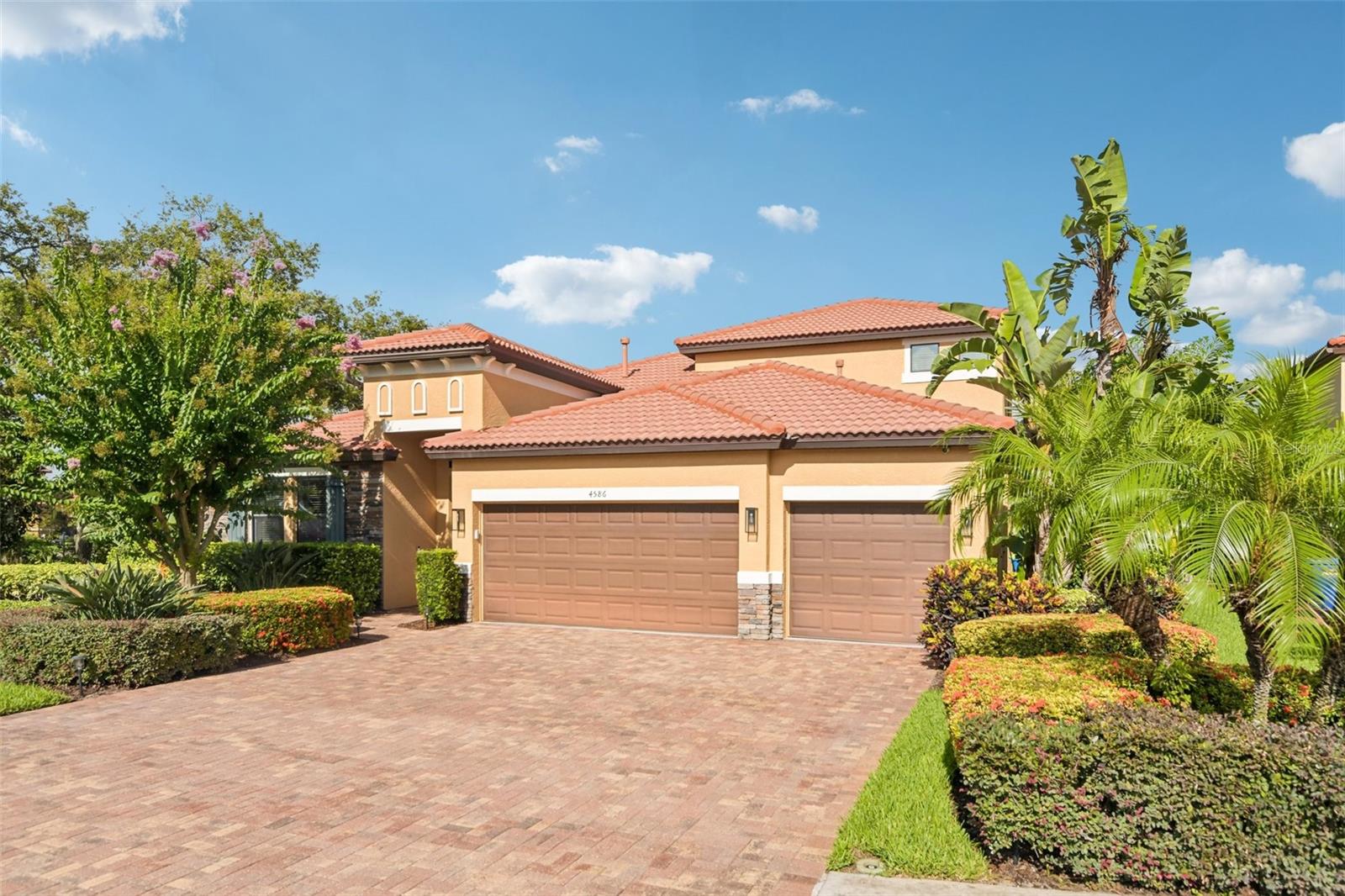4586 Grand Lakeside, Palm Harbor, FL 34684