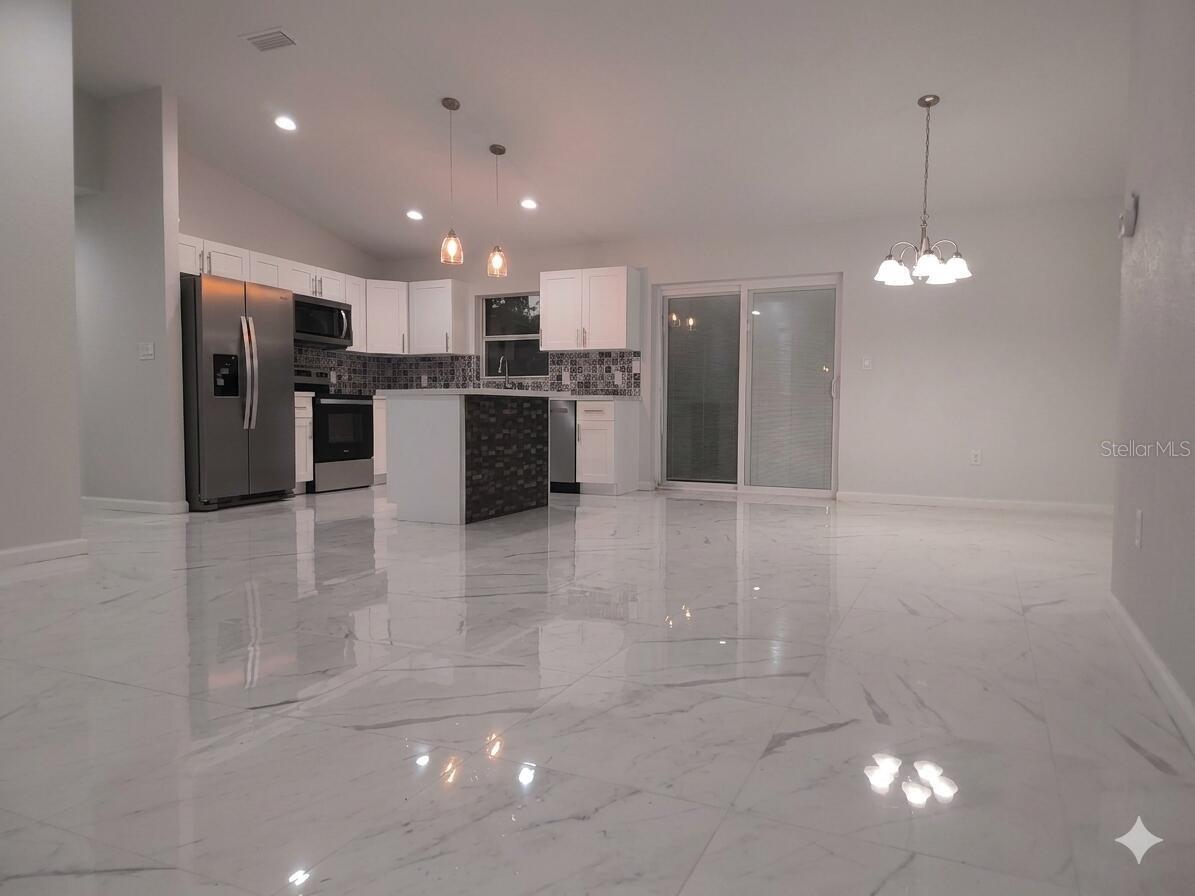 5609 Lakewood, Sebring, FL 33875