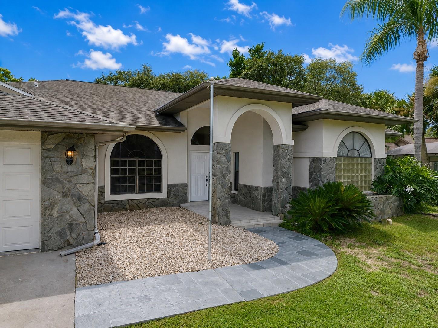 18608 Autumn Lake, Hudson, FL 34667