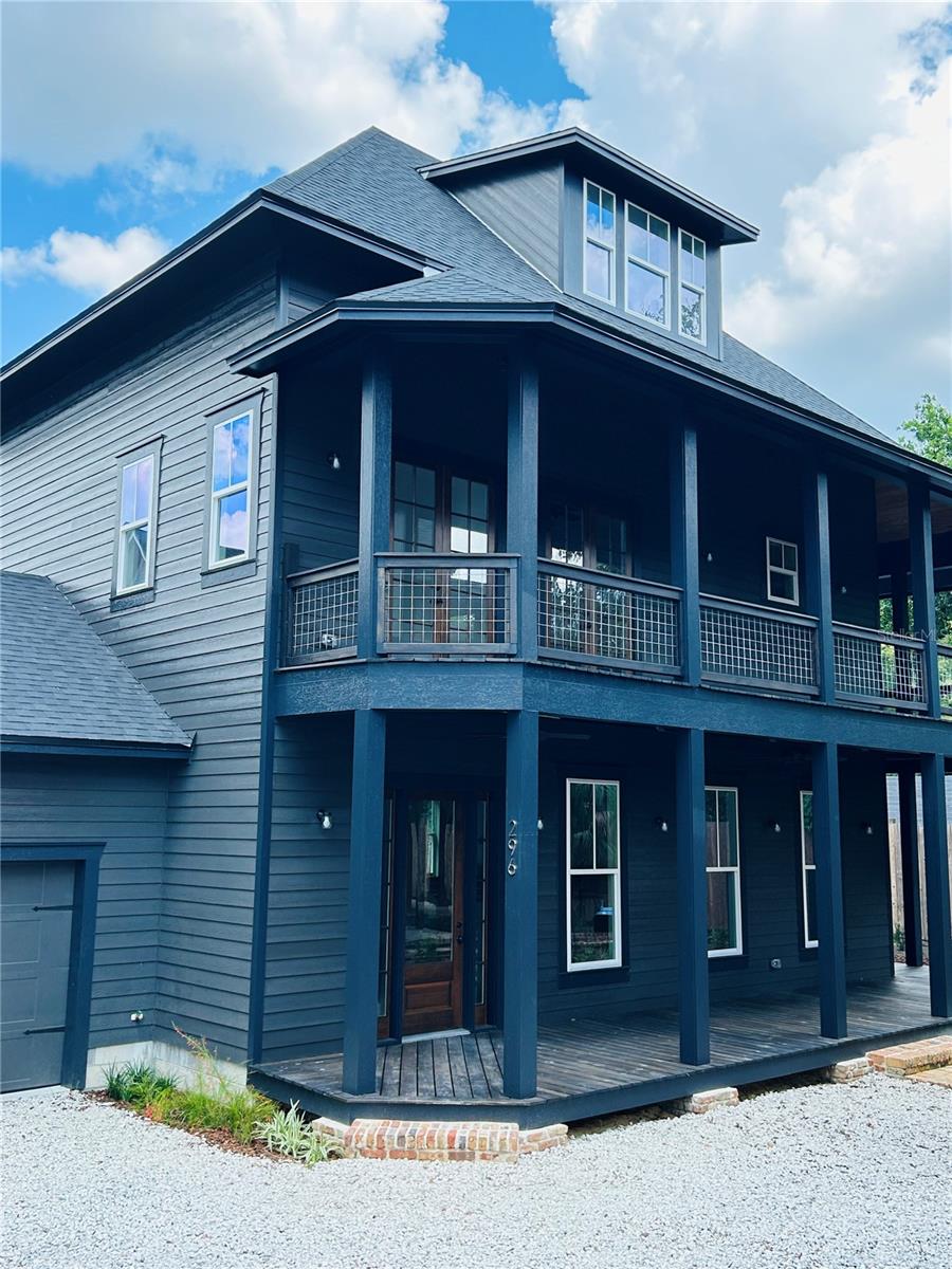 296 12th, Gainesville, FL 32601
