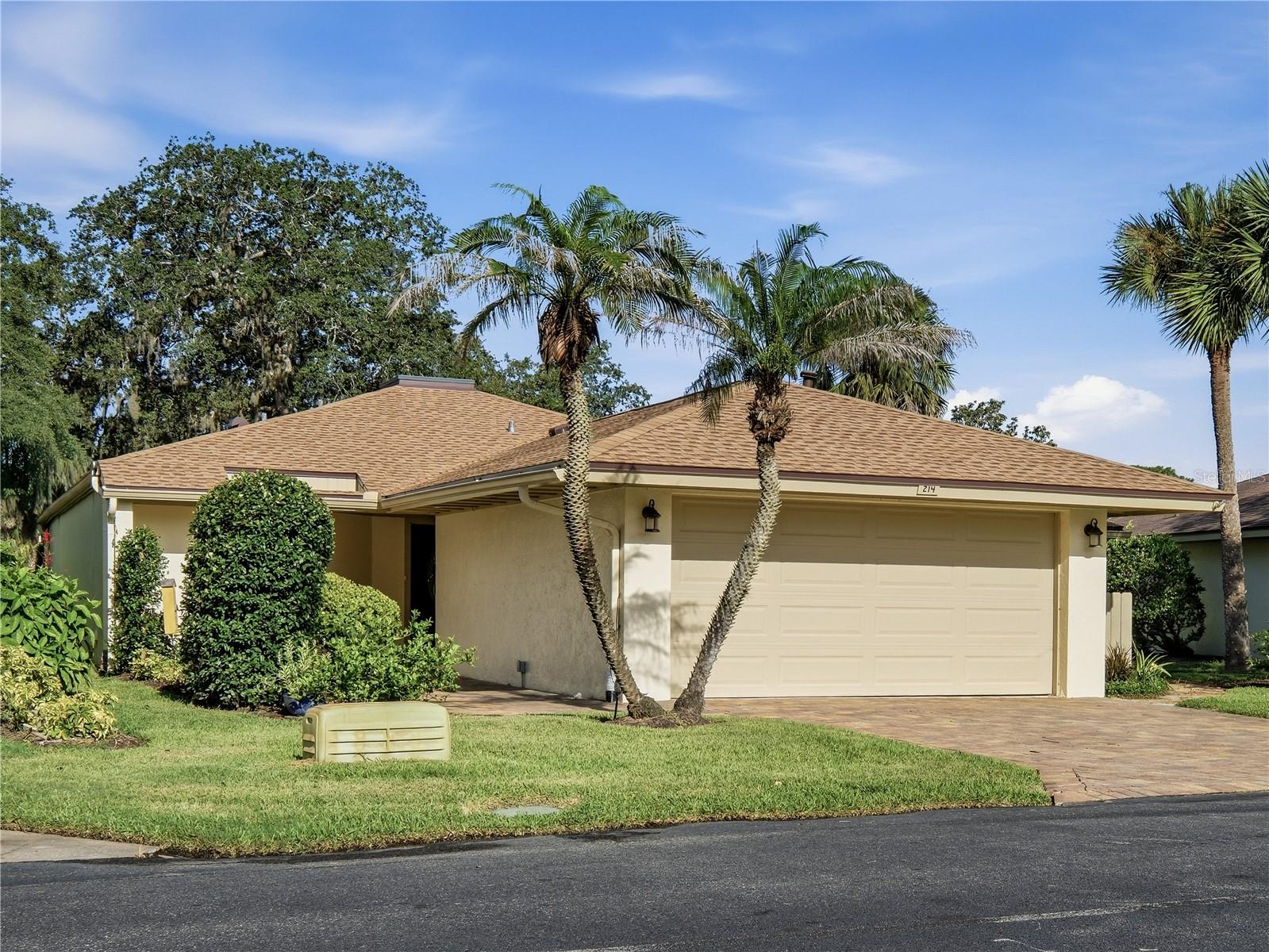 214 Canterbury, New Smyrna Beach, FL 32168