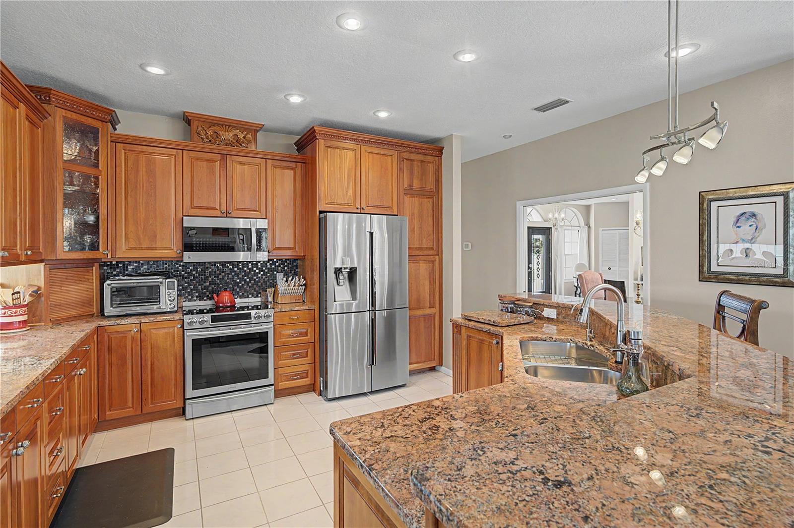 2093 Swan, Palm Harbor, FL 34683