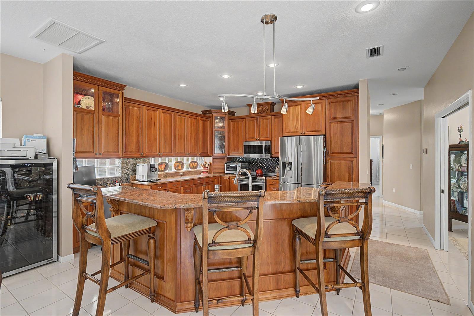 2093 Swan, Palm Harbor, FL 34683