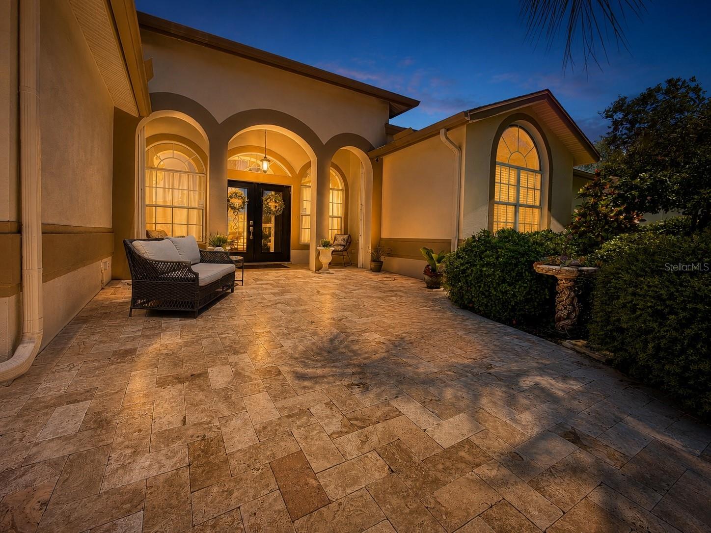 2093 Swan, Palm Harbor, FL 34683