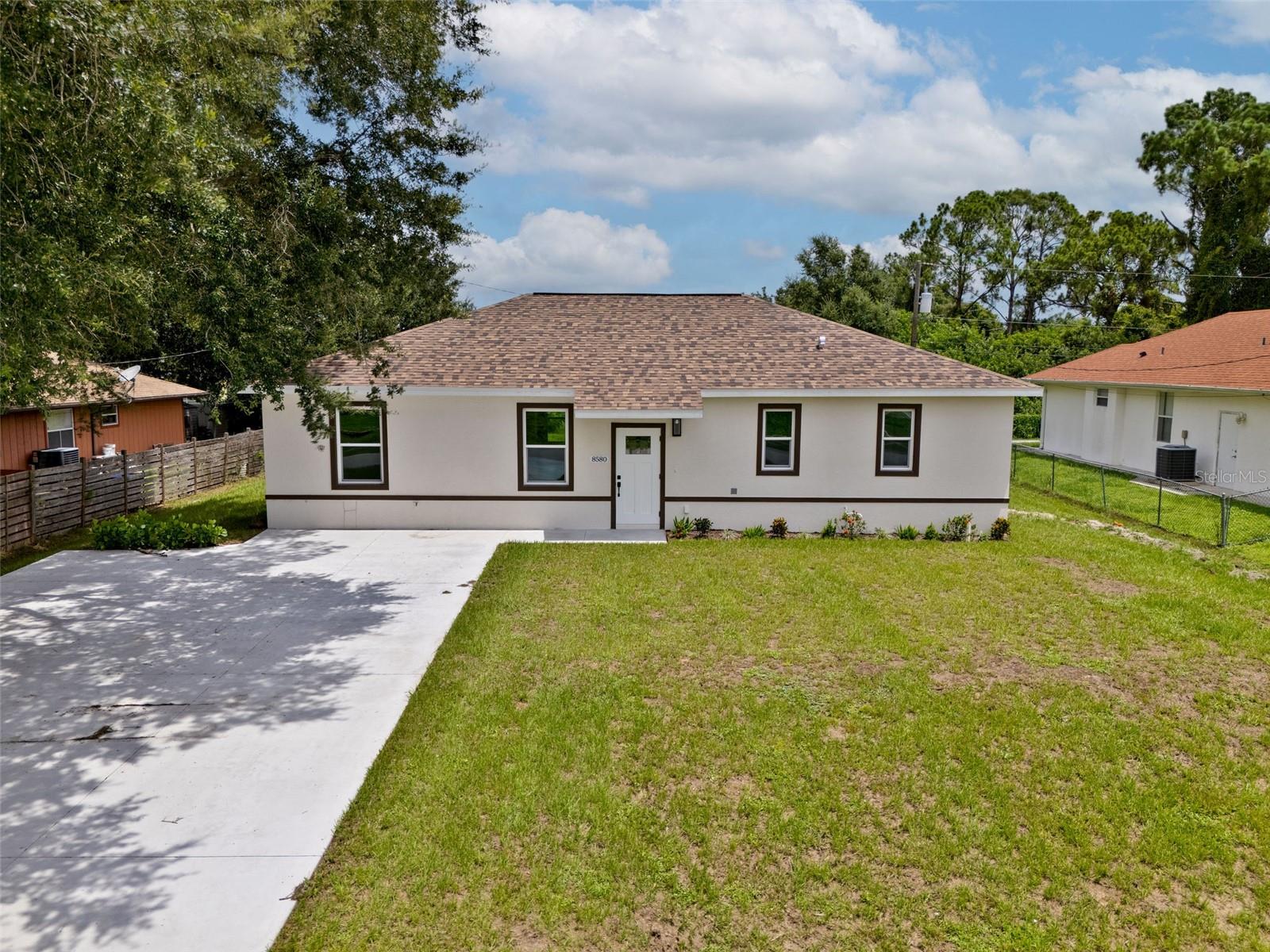 8580 Price, North Port, FL 34291