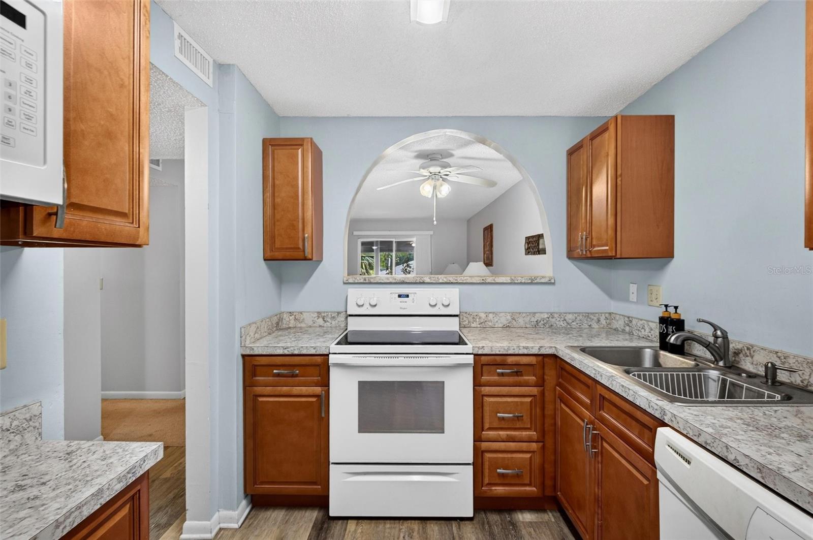 640 Nova Unit 209, Ormond Beach, FL 32174