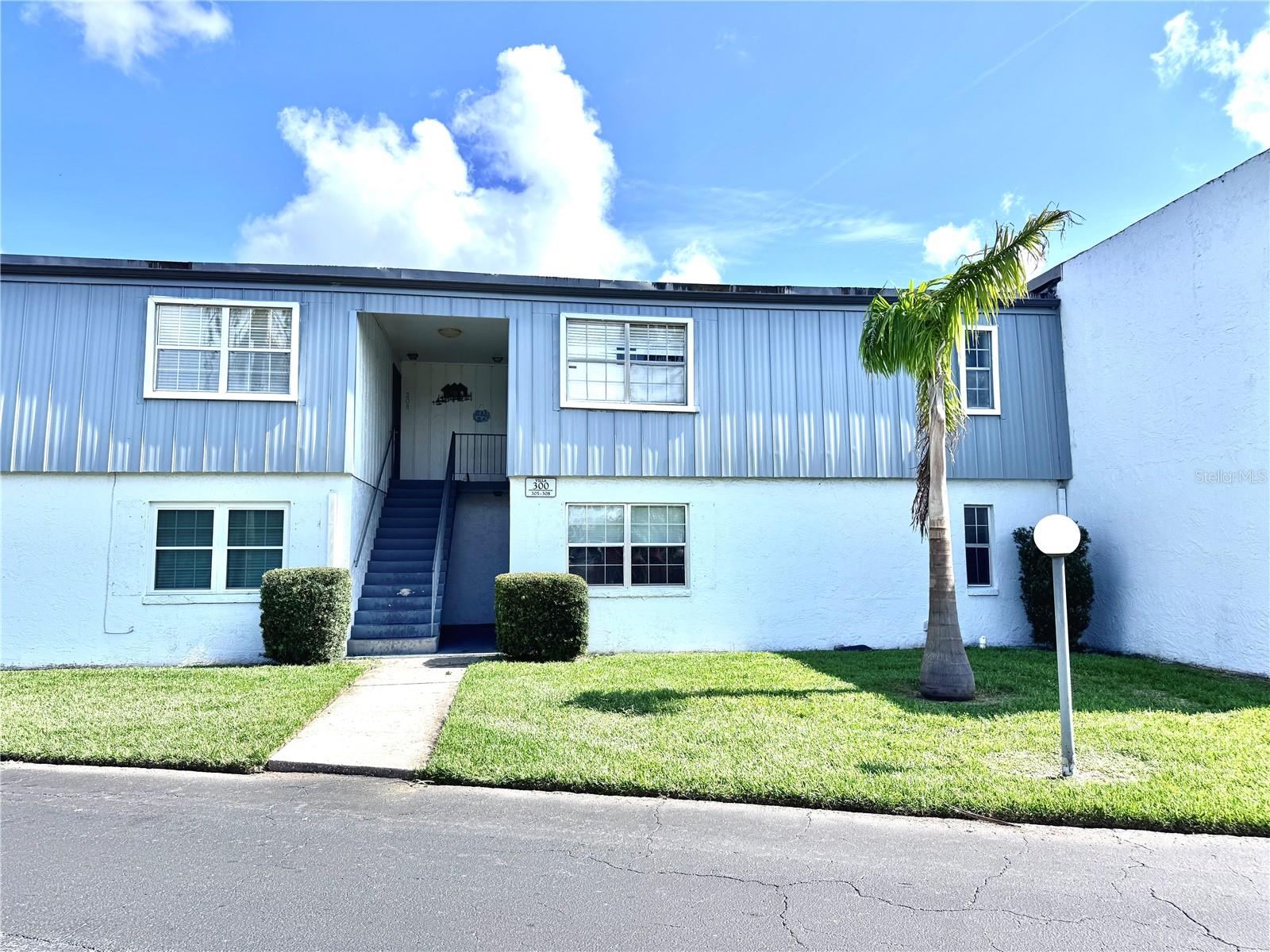 1000 Semoran Unit 305, Winter Park, FL 32792