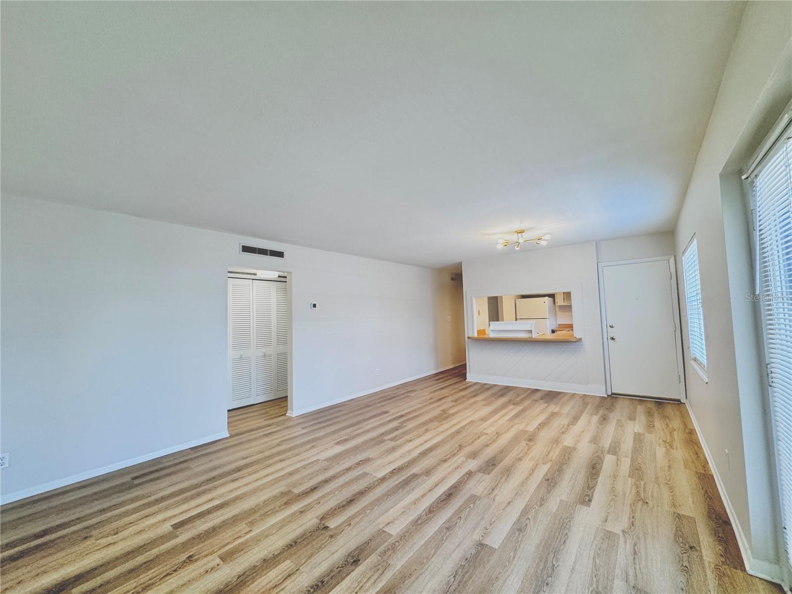 1000 Semoran Unit 305, Winter Park, FL 32792
