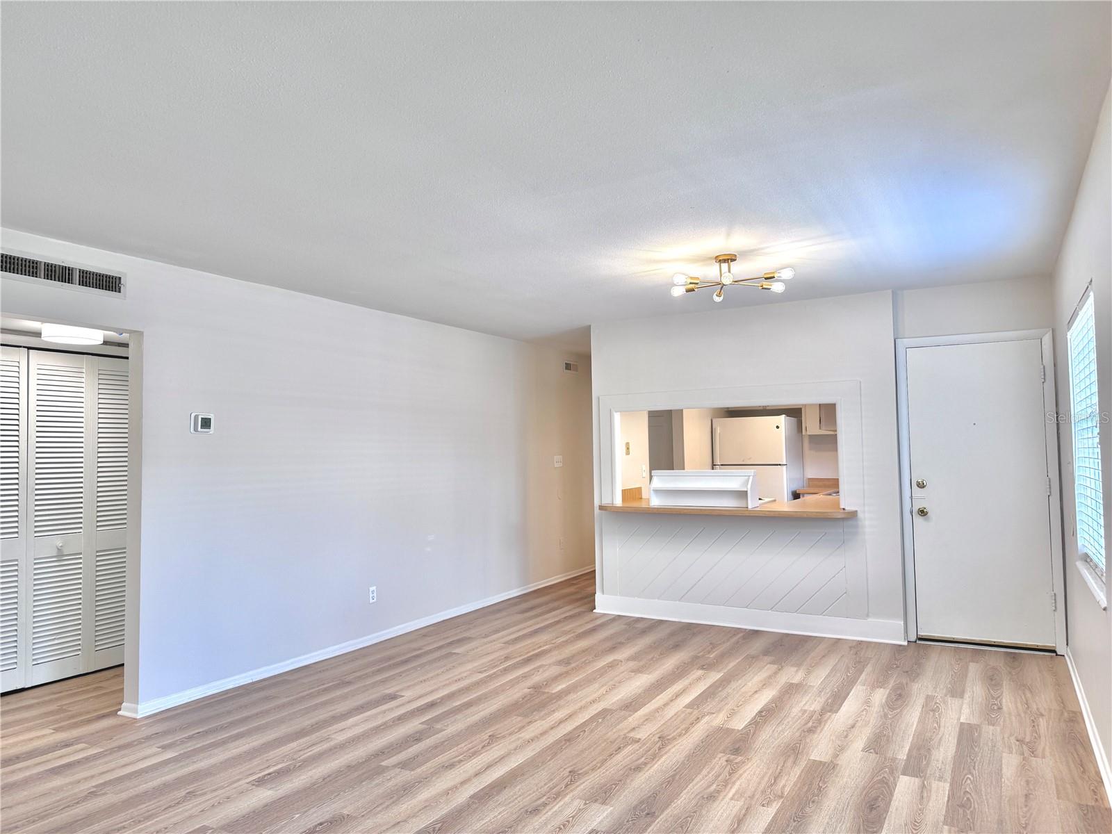 1000 Semoran Unit 305, Winter Park, FL 32792