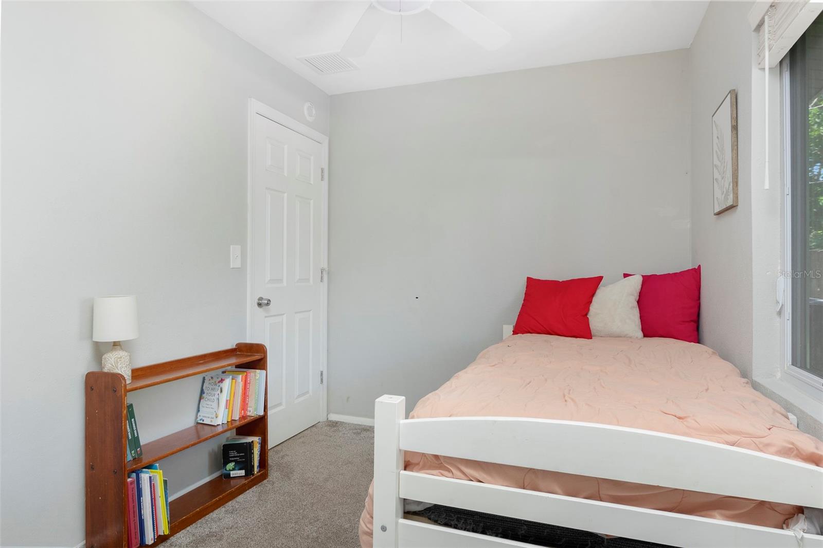 1744 26th, St Petersburg, FL 33713