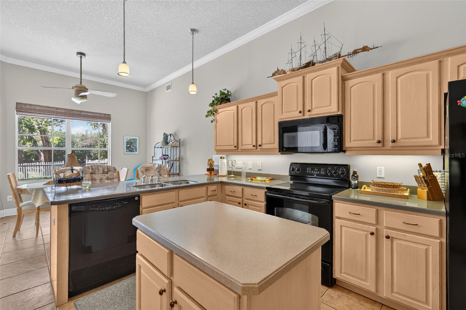720 Northwest Snug Harbor Road, Crystal River, FL 34428