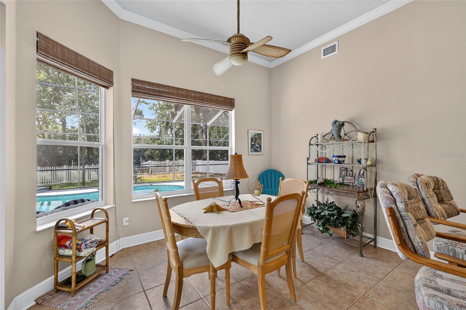 720 Northwest Snug Harbor Road, Crystal River, FL 34428