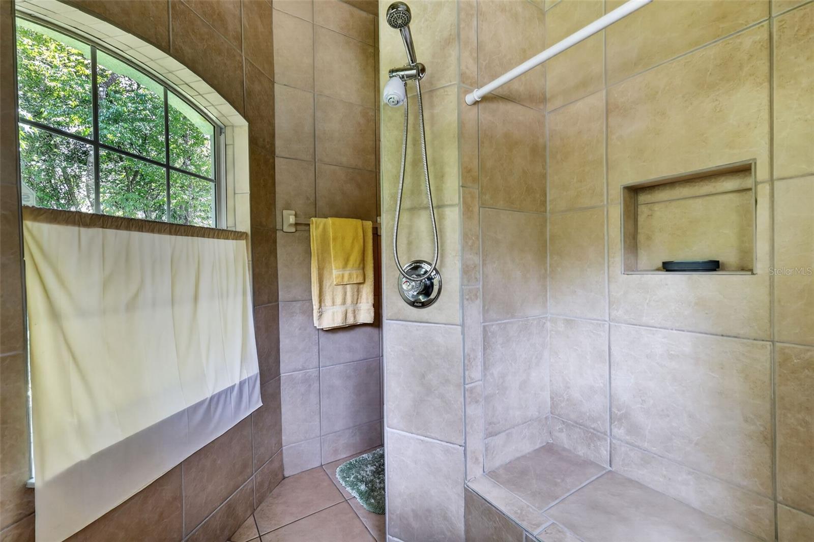 720 Northwest Snug Harbor Road, Crystal River, FL 34428