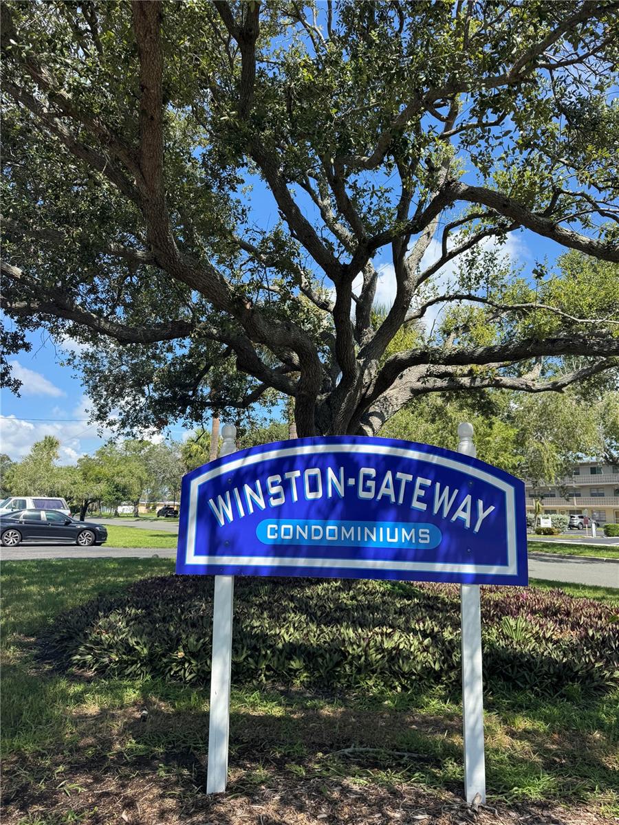 7801 11th Unit 302, St Petersburg, FL 33702