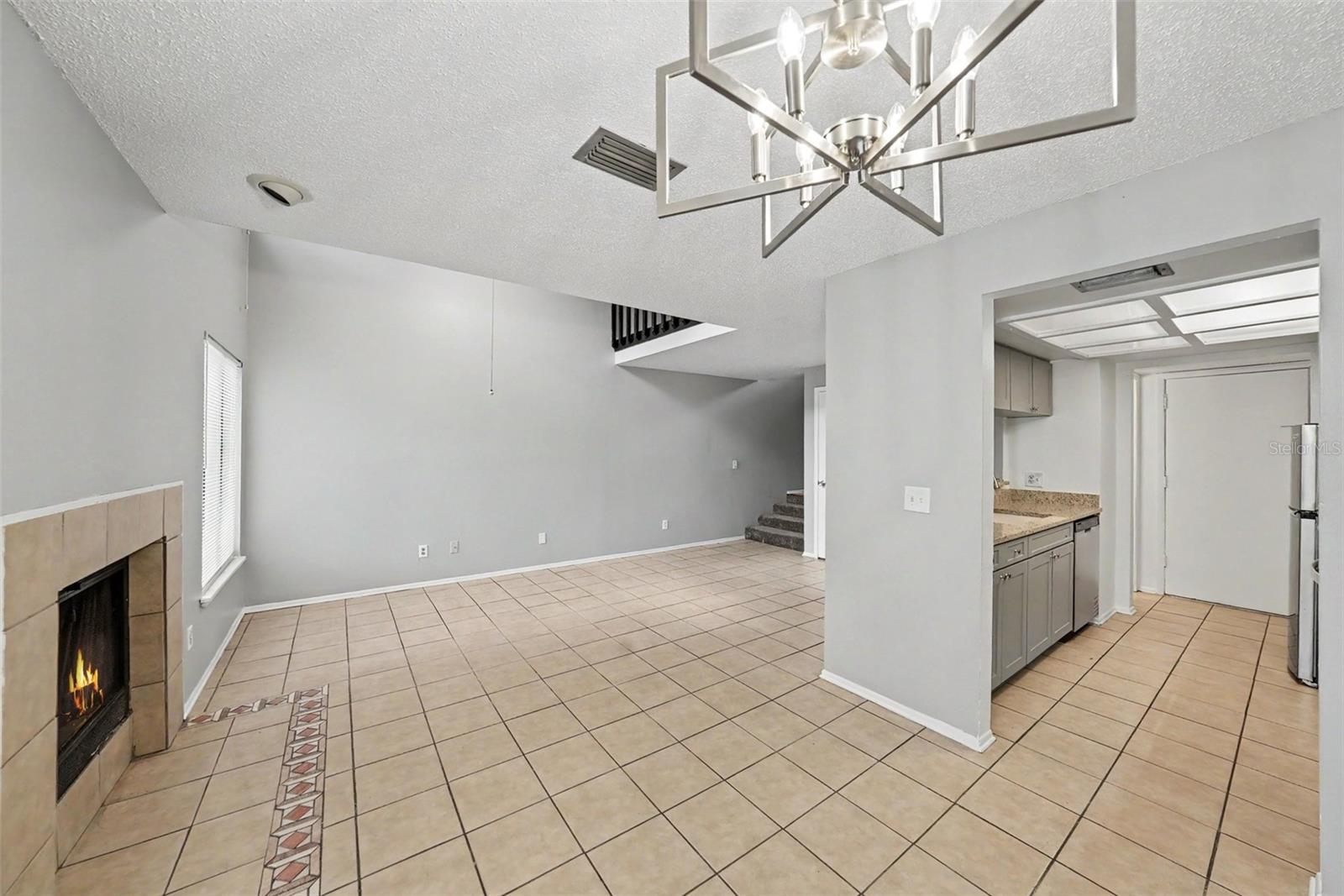 12409 Titus Ct, Tampa, FL 33612
