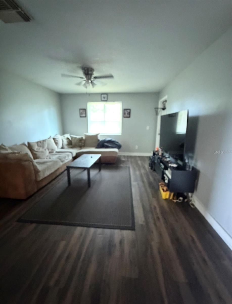231 Berry Tree, Brandon, FL 33510