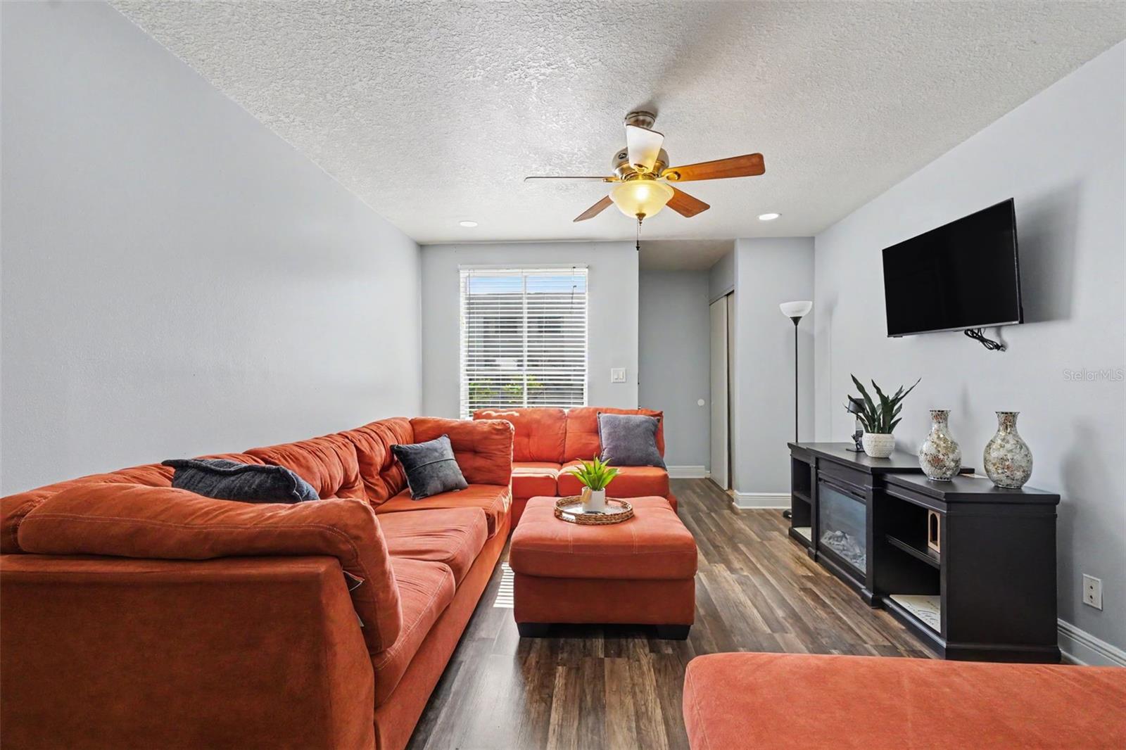4505 La Capri, Tampa, FL 33611