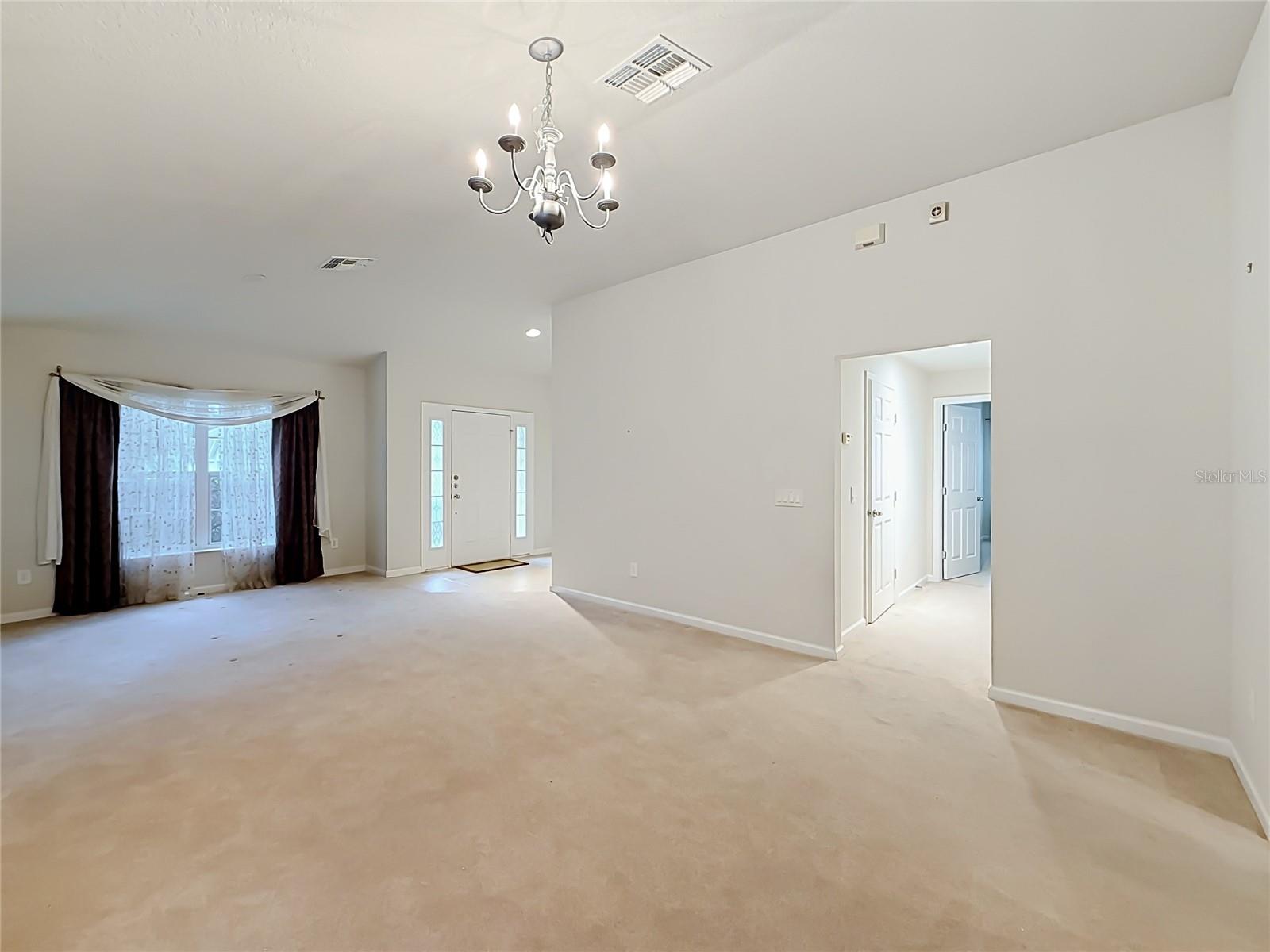5669 40th, Ocala, FL 34474