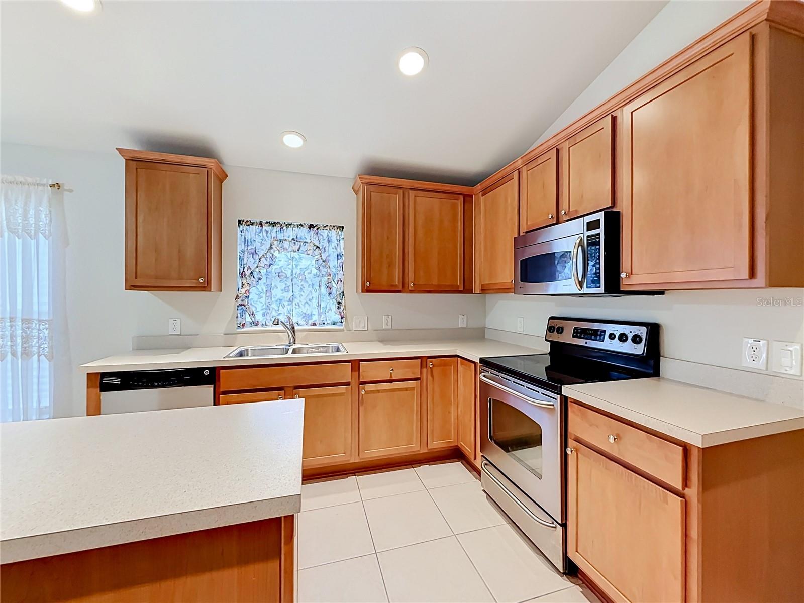 5669 40th, Ocala, FL 34474
