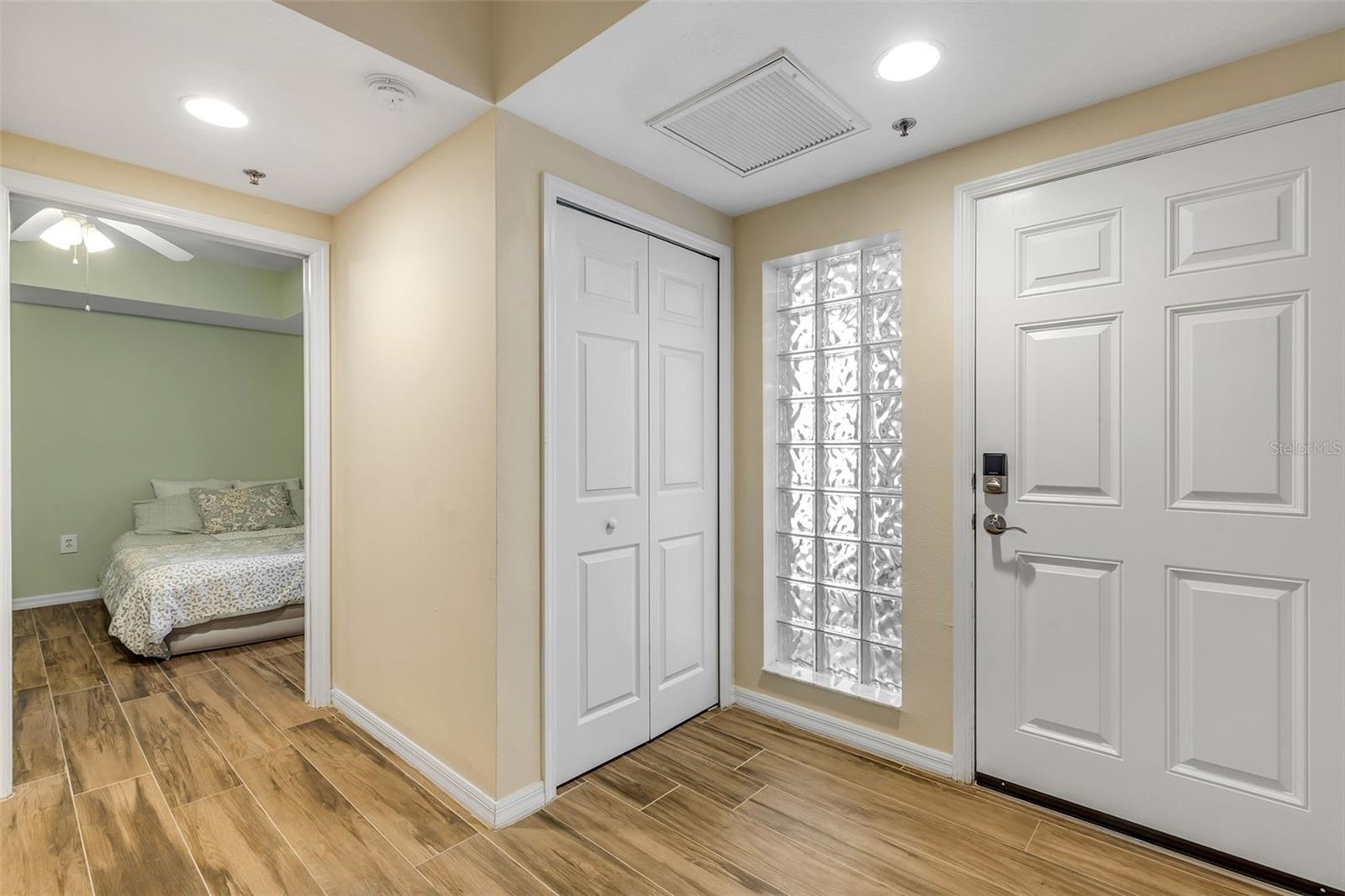 5300 Atlantic Unit 8-206, New Smyrna Beach, FL 32169