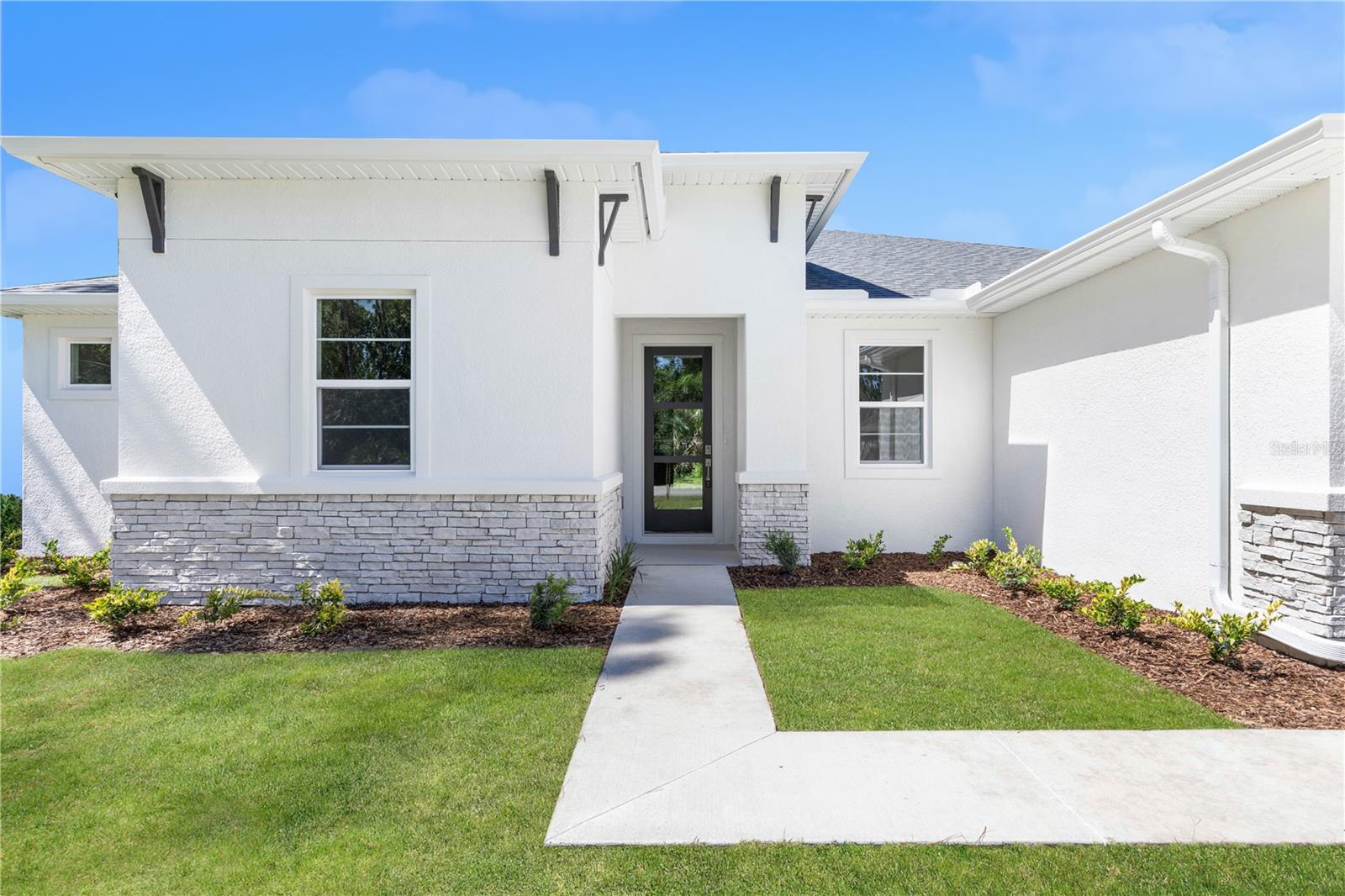 13 34th, Cape Coral, FL 33991