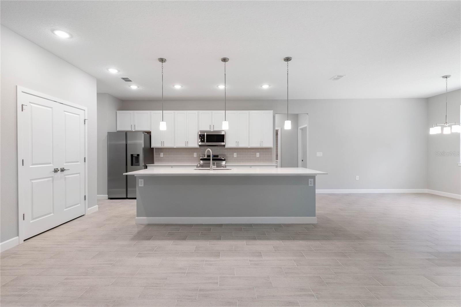 13 34th, Cape Coral, FL 33991