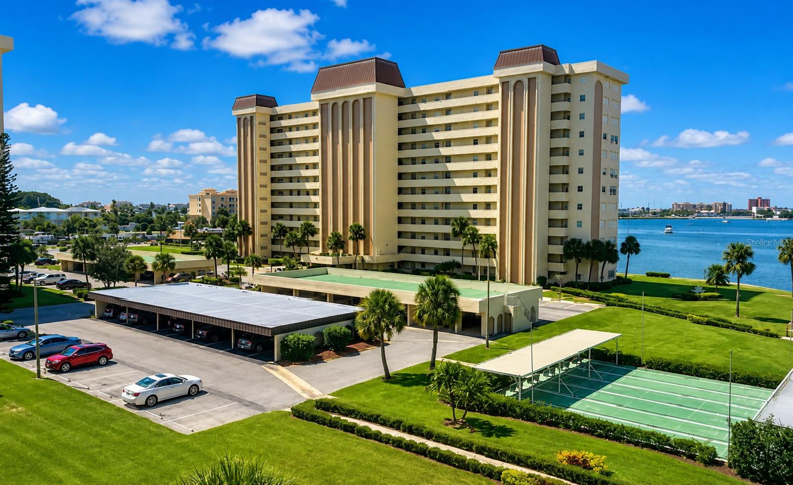 4575 Cove Unit 506, St Petersburg, FL 33708