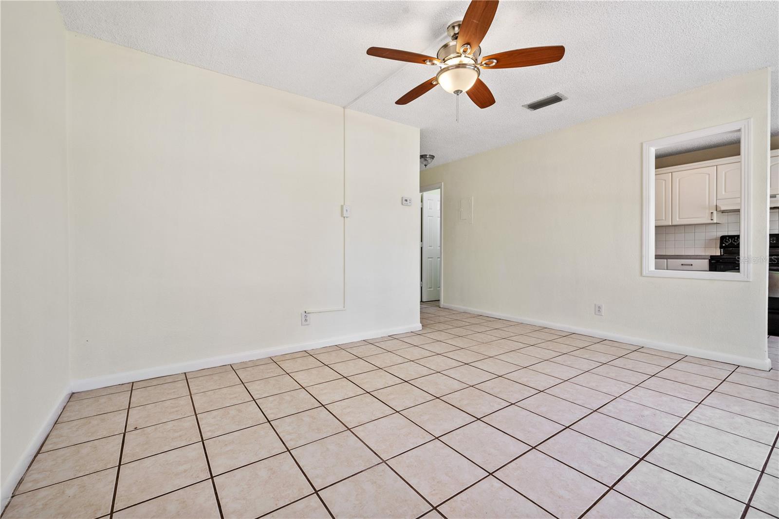5225 Peach, Seffner, FL 33584