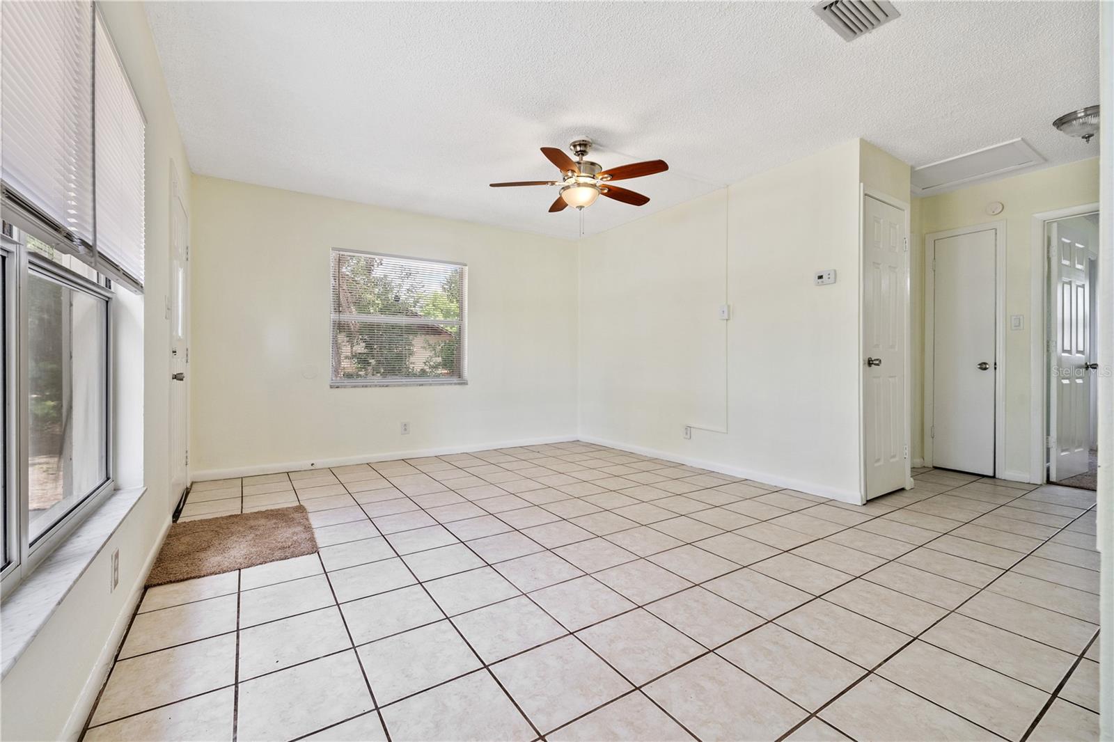 5225 Peach, Seffner, FL 33584