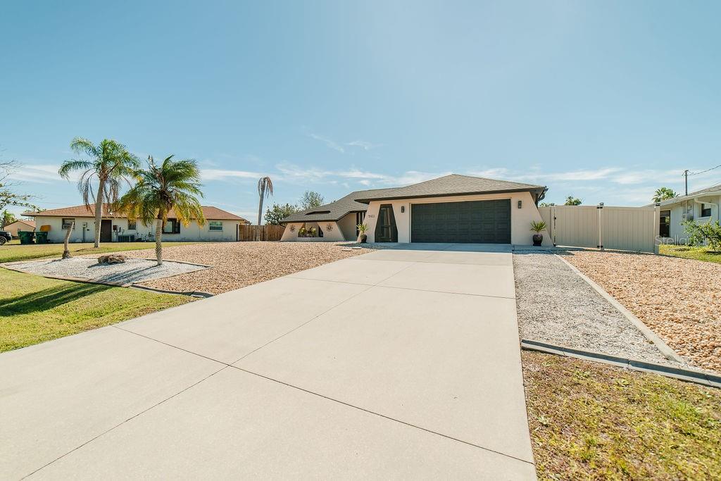 9273 Carnation, Englewood, FL 34224