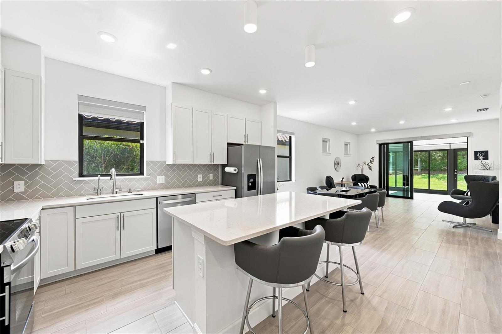 6713 Alstead, Bradenton, FL 34202
