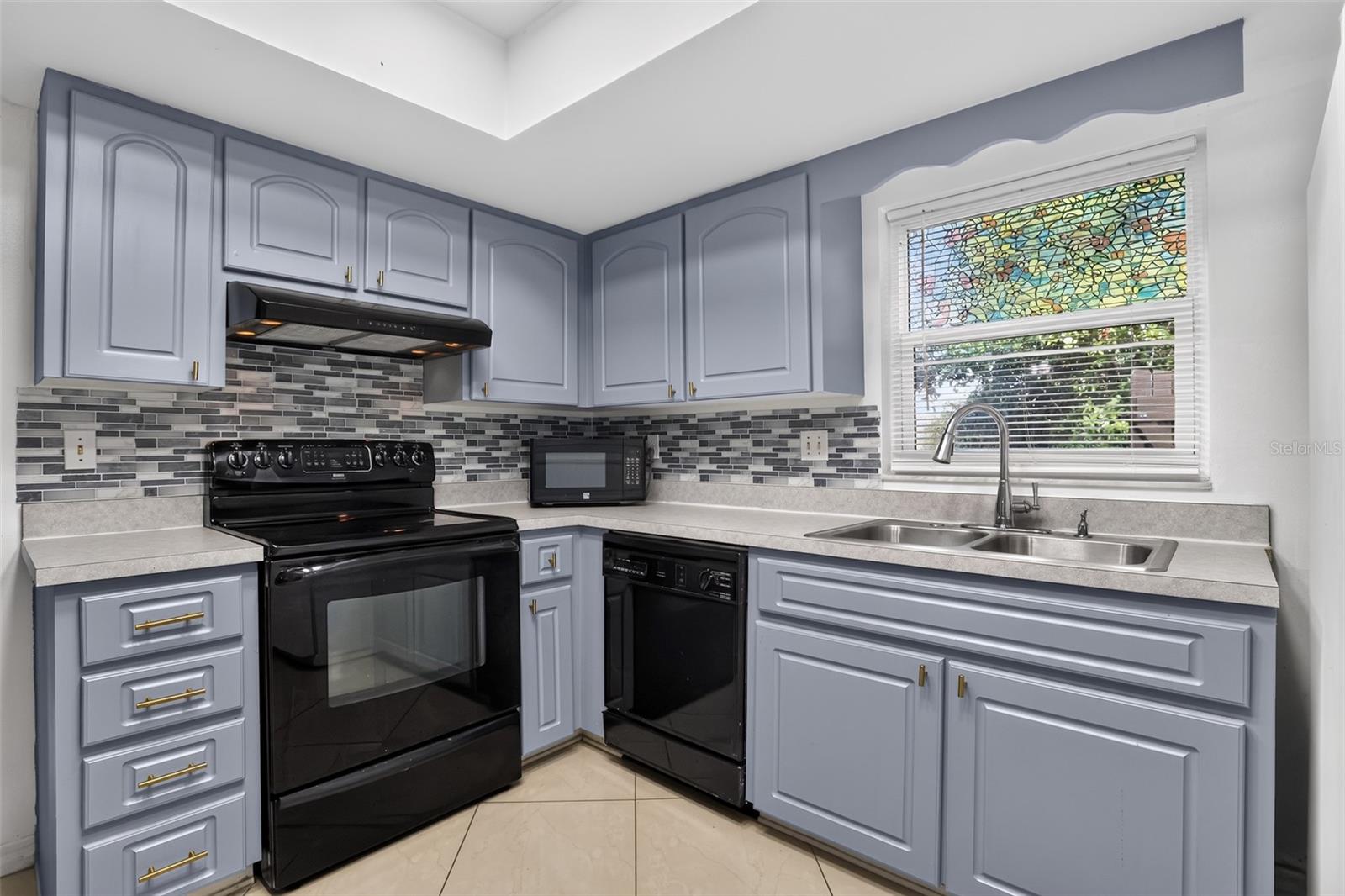 13635 Berkshire, Grand Island, FL 32735