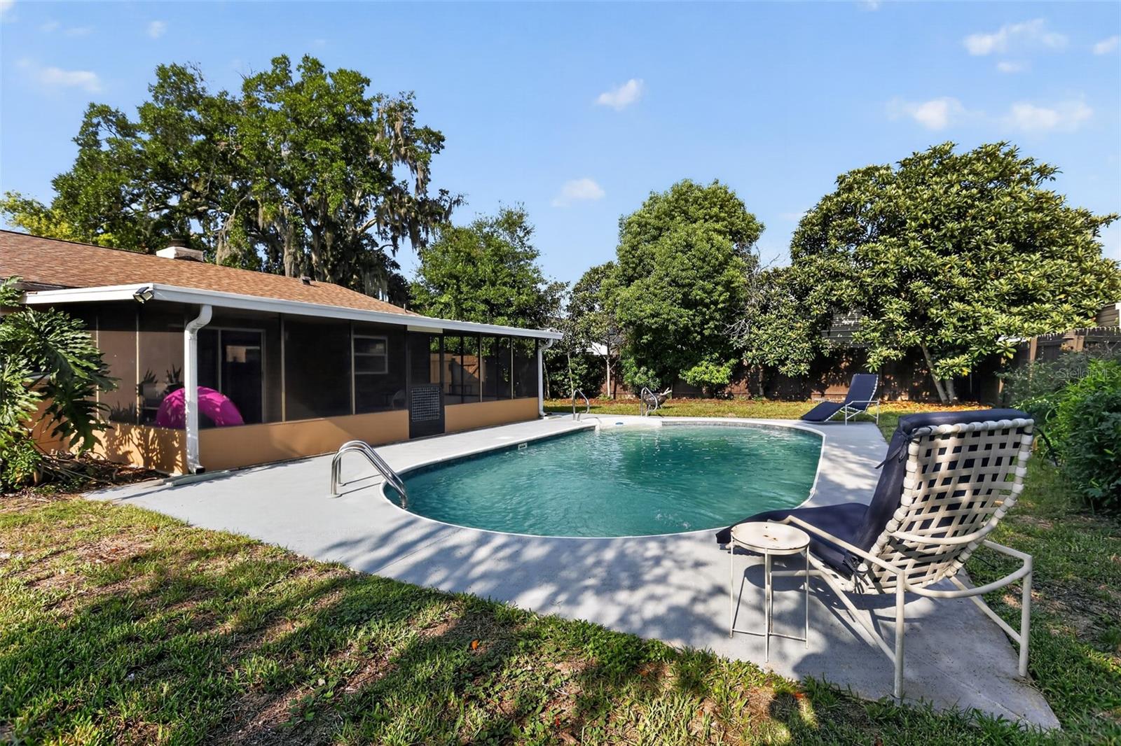 13635 Berkshire, Grand Island, FL 32735
