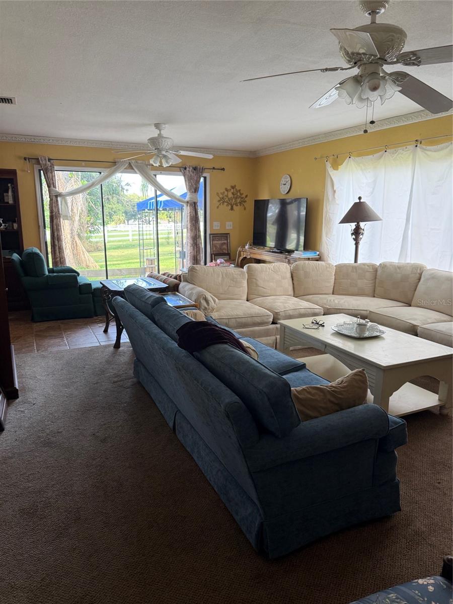 915 Hillside, Winter Haven, FL 33881