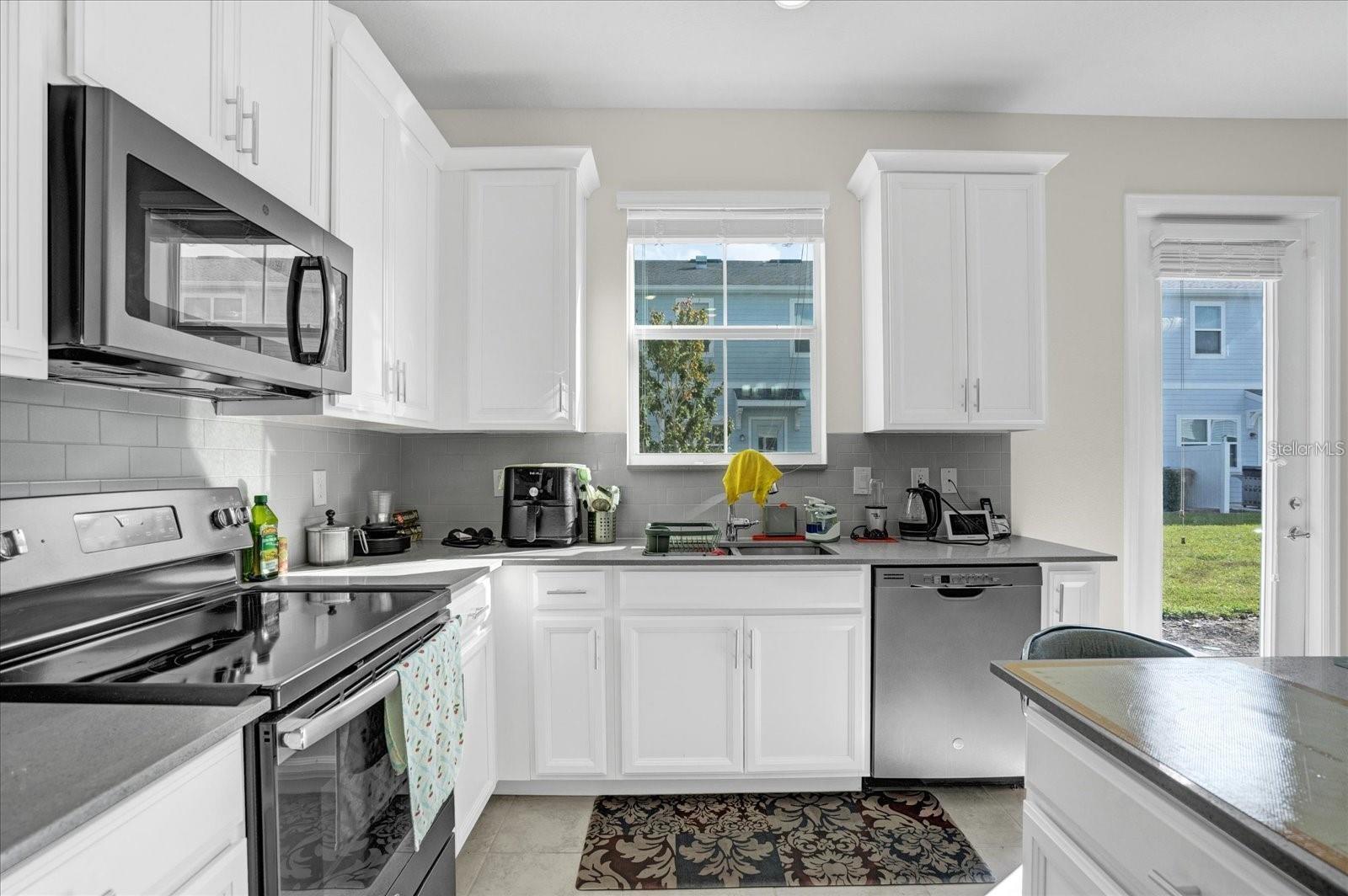 2909 Theme, Kissimmee, FL 34746