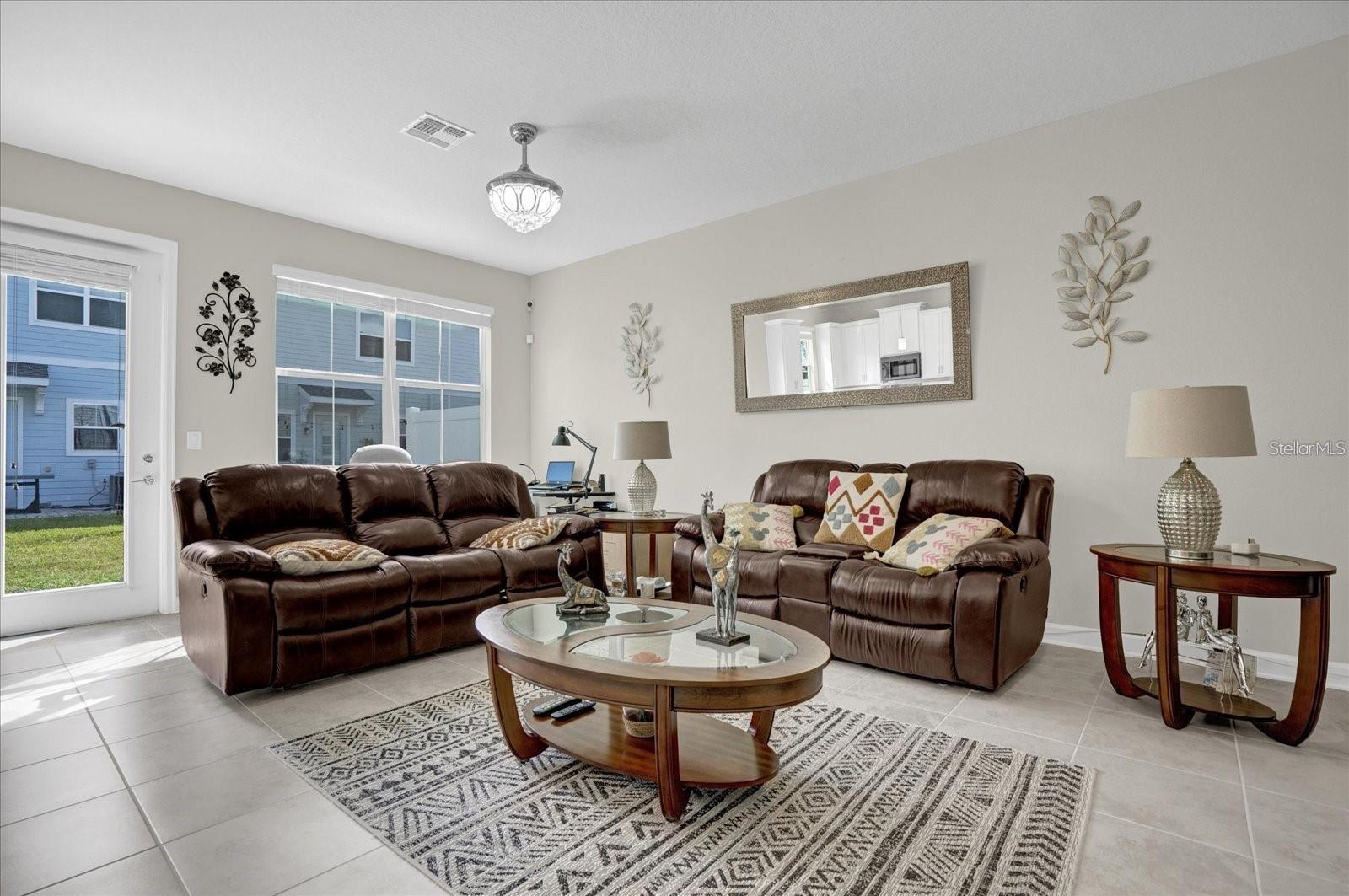 2909 Theme, Kissimmee, FL 34746