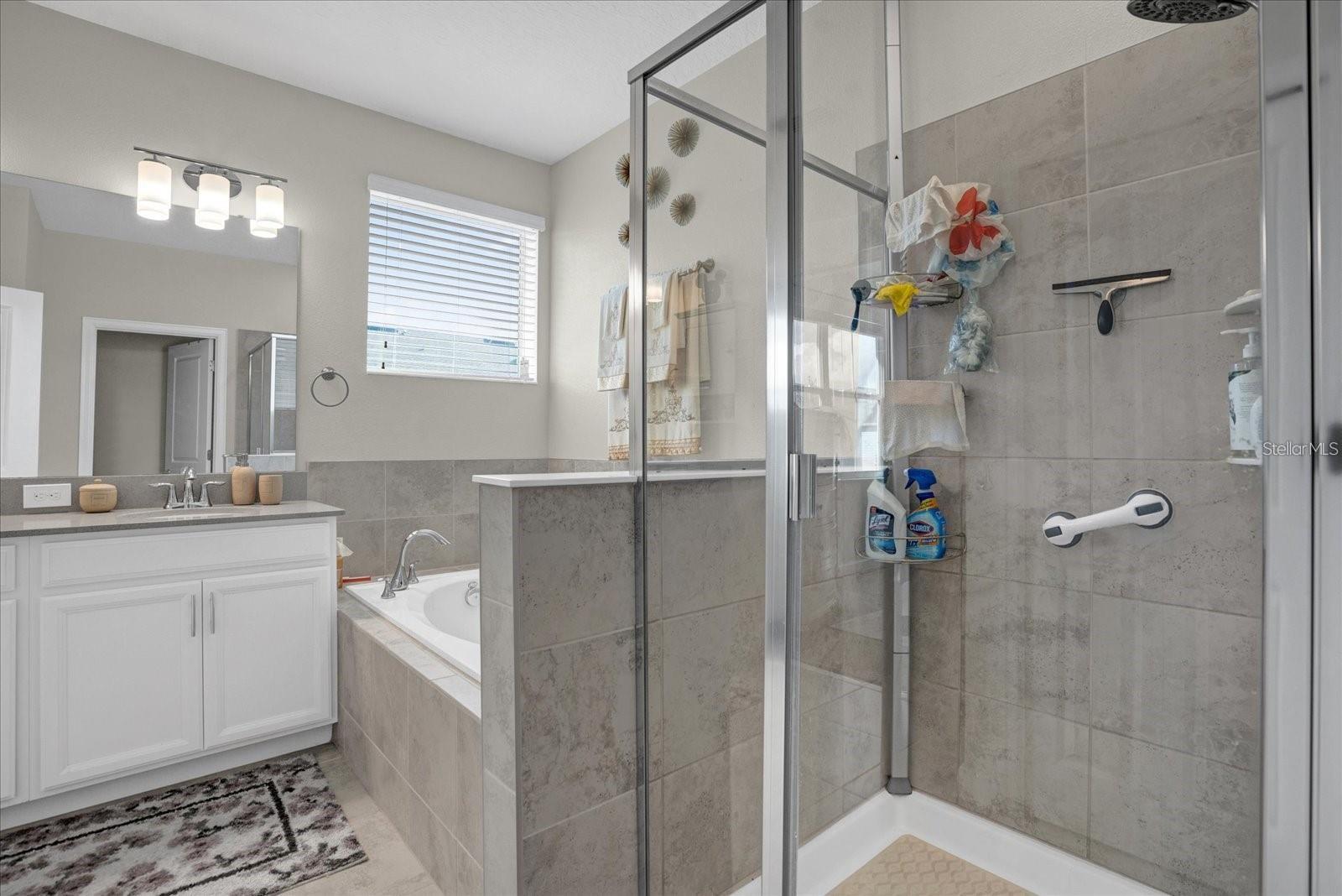 2909 Theme, Kissimmee, FL 34746
