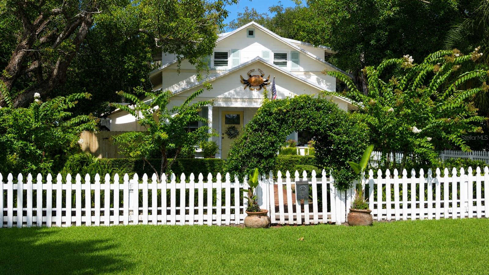 1112 Palmetto, New Smyrna Beach, FL 32168