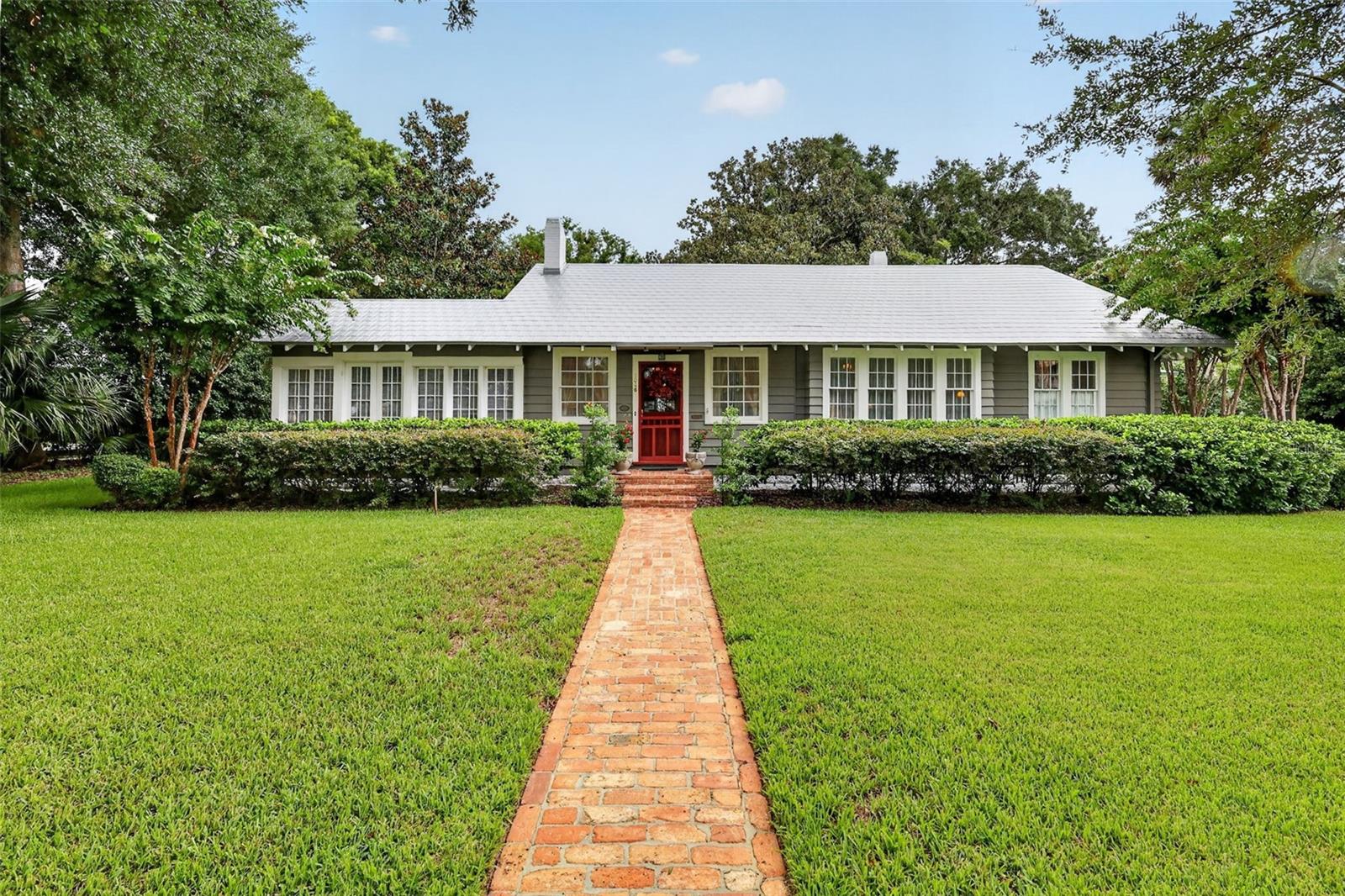 1046 Mcdonald, Mount Dora, FL 32757