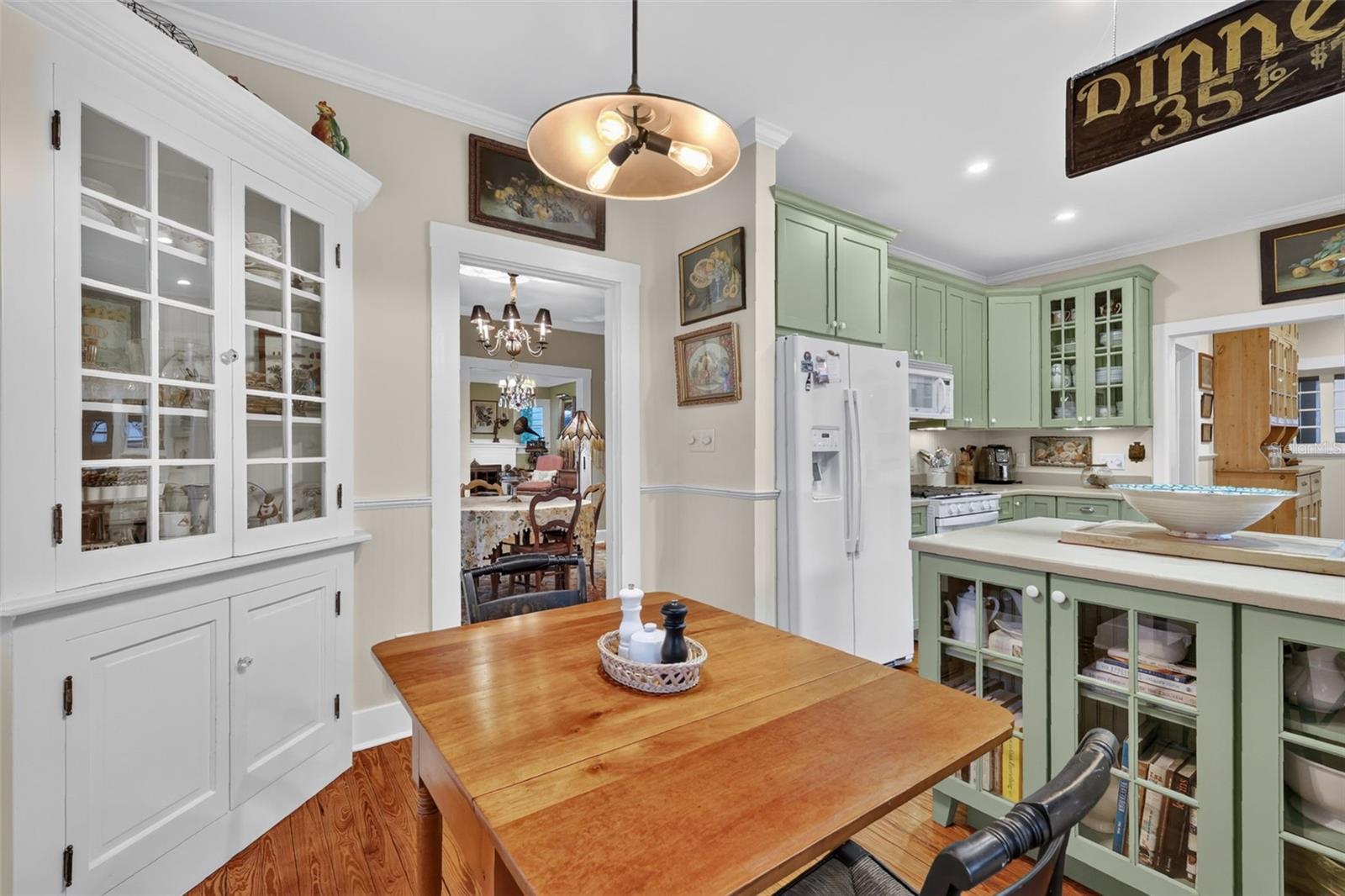 1046 Mcdonald, Mount Dora, FL 32757