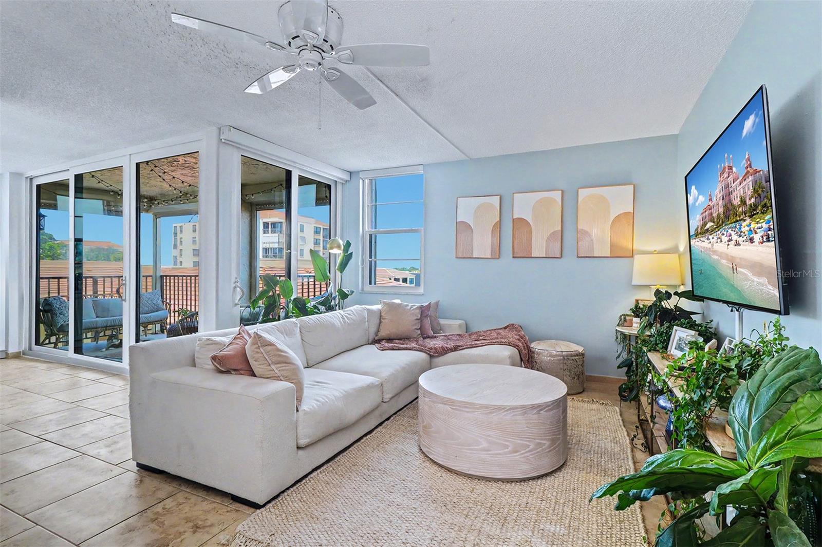 6145 Sun Unit 306, St Petersburg, FL 33715