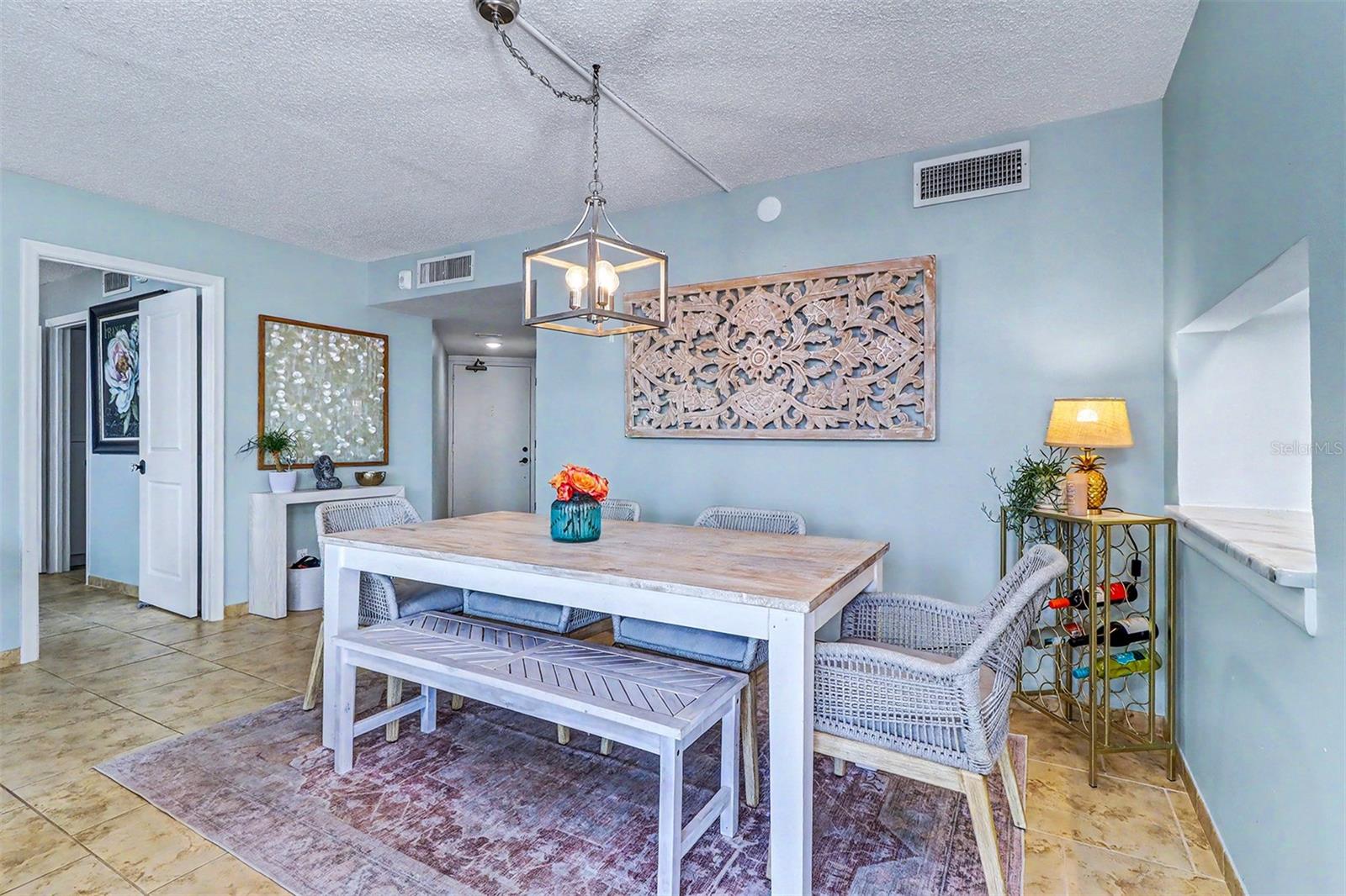 6145 Sun Unit 306, St Petersburg, FL 33715