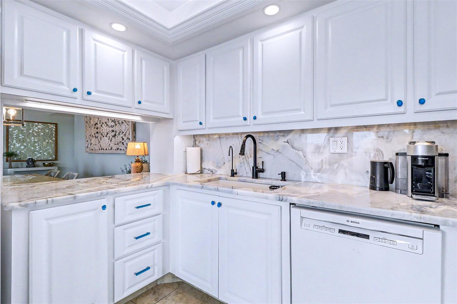 6145 Sun Unit 306, St Petersburg, FL 33715