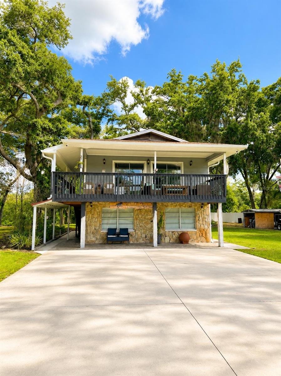 17430 Blackwell, Lutz, FL 33549