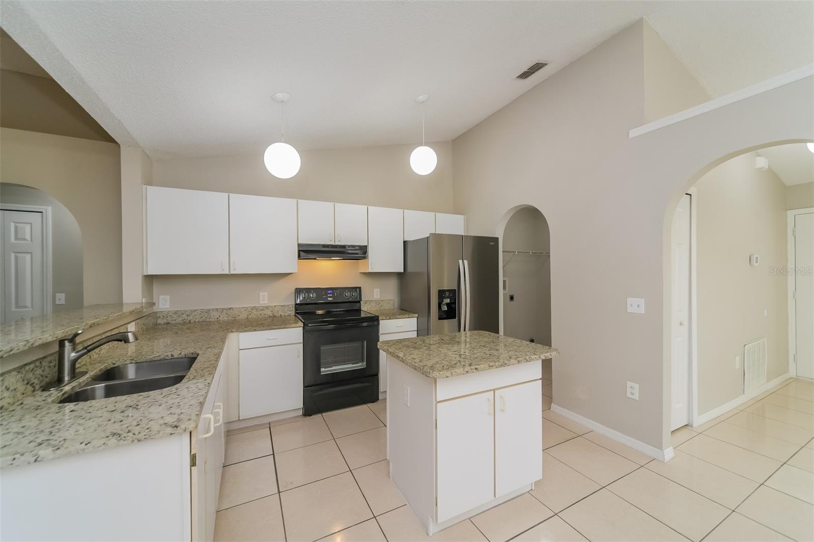 611 Basingstoke, Kissimmee, FL 34758